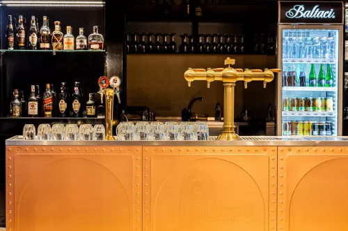 Projekt výčepního pultu a baru restaurace
